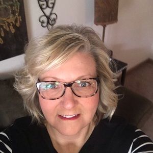 Meet your Posher, Tracy